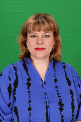 Педагогический работник Ошхарели Ольга Николаевна, воспитатель первой квалификационной категории